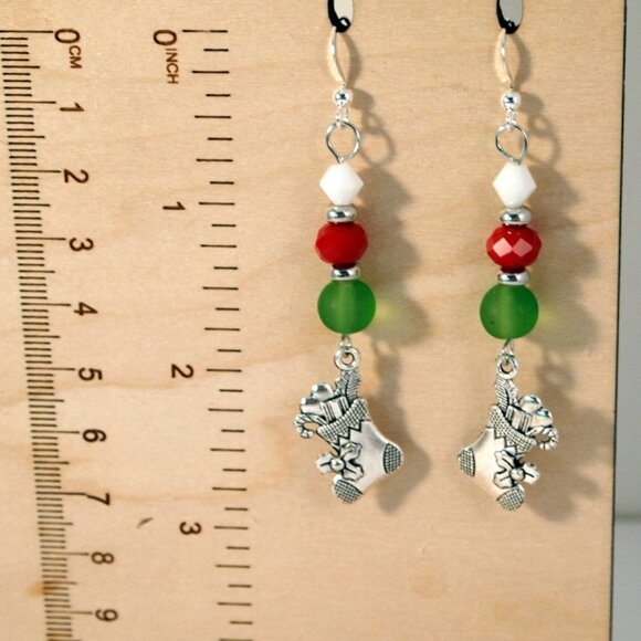 Stocking Earrings Christmas Dangle Pierced or Clip-on Earrings Silver Earrings - Picture 4 of 6